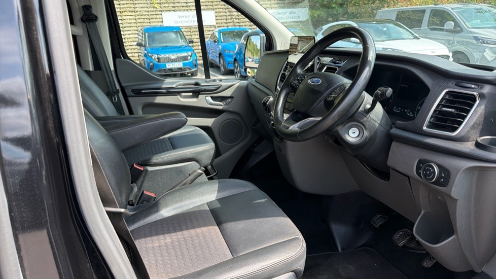 Ford Transit Custom Sport Black #6