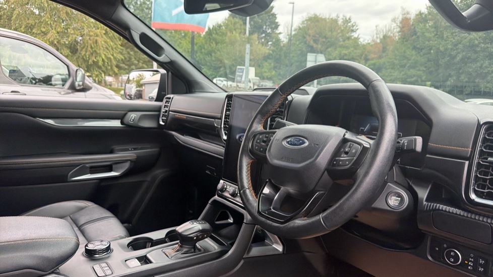 Ford Ranger Wildtrak Black #6