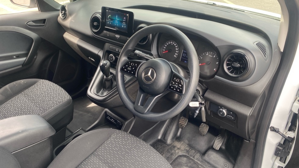 Mercedes-Benz CITAN Progressive White #3