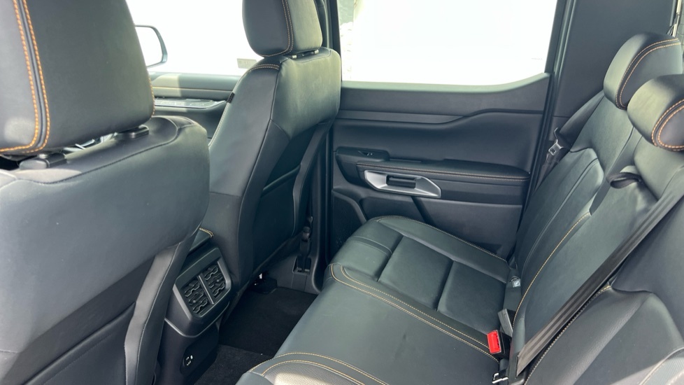 Ford Ranger Pick Up Double Cab Wildtrak 2.0 Ecoblue 205 White #16