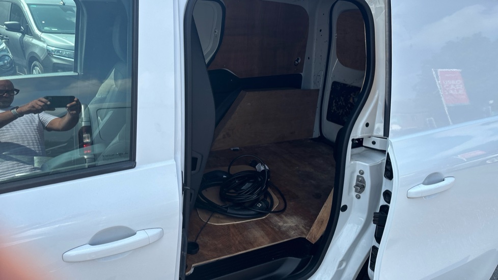 Nissan TOWNSTAR Tce Acenta Panel Van White #16