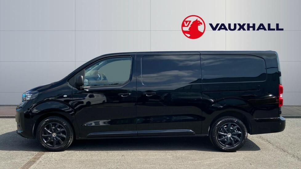 Vauxhall Vivaro Pro Black #6
