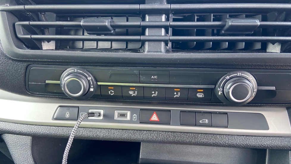 Vauxhall Vivaro 1.5 Turbo D 120 Pro H1 Van Silver #47