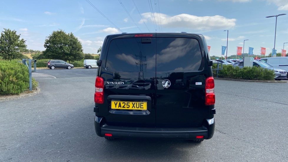 Vauxhall Vivaro 1.5 Turbo D 120 Pro H1 Van Silver #13