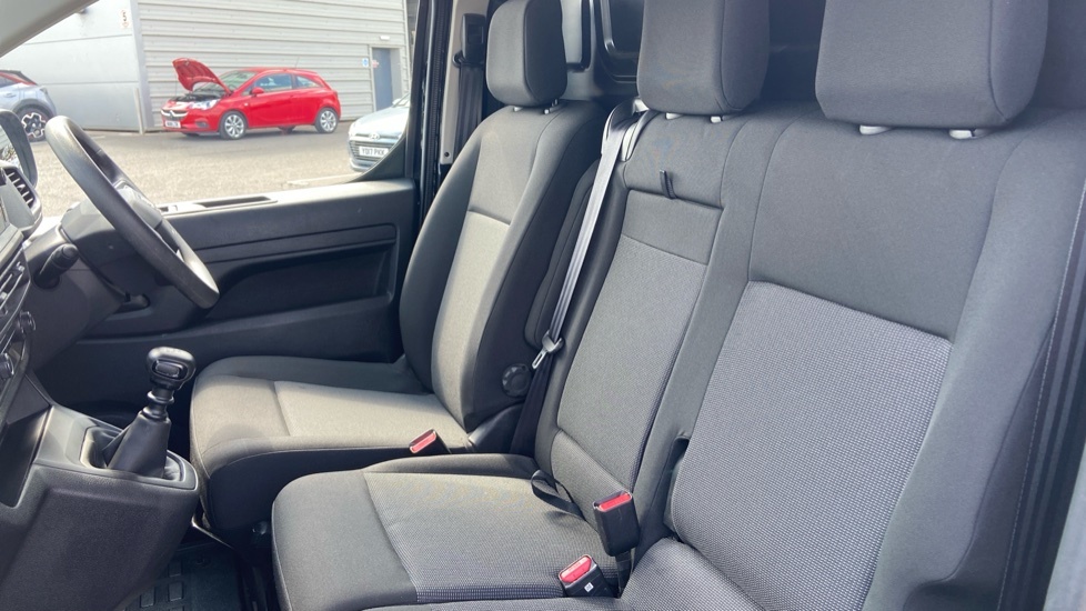 Vauxhall Vivaro Pro Black #2