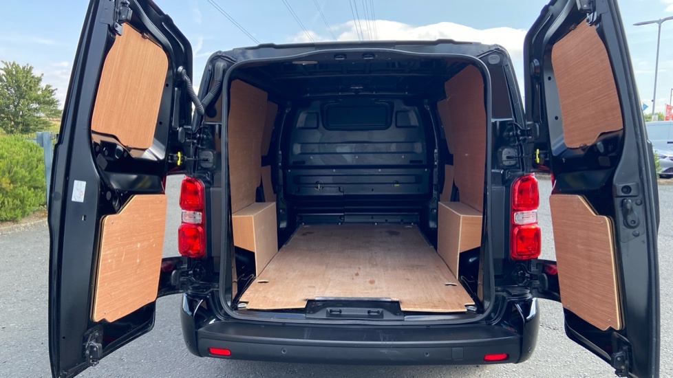 Vauxhall Vivaro Pro Black #5