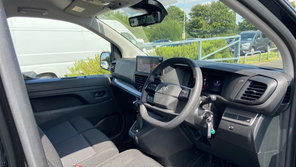 Vauxhall Vivaro 1.5 Turbo D 120 Pro H1 Van Silver #8
