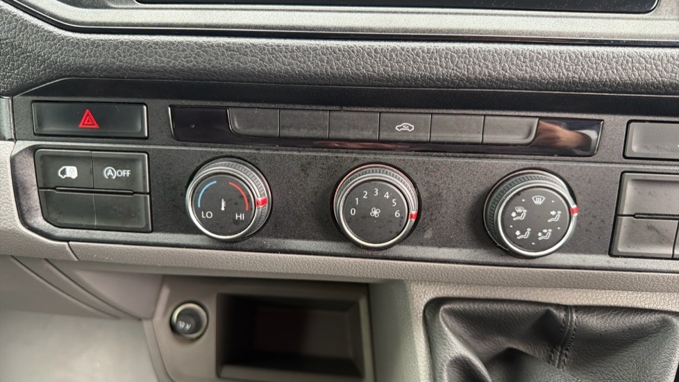 Volkswagen Crafter Cr35 Panel Van Startline Mwb 140 Ps 2.0 Tdi 6Sp Ma White #26