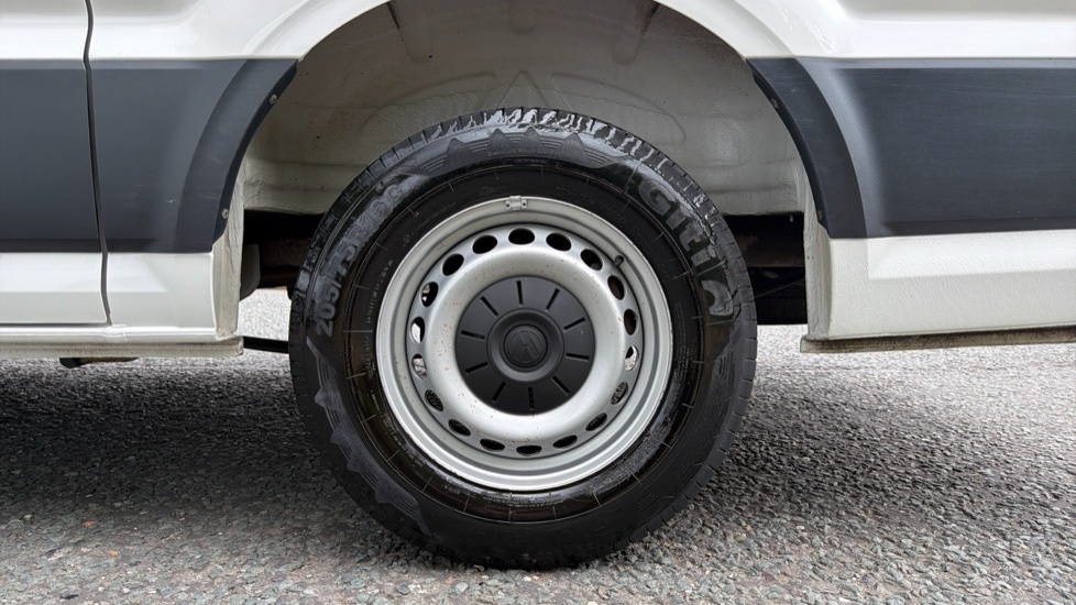 Volkswagen Crafter Cr35 Panel Van Startline Mwb 140 Ps 2.0 Tdi 6Sp Ma White #17