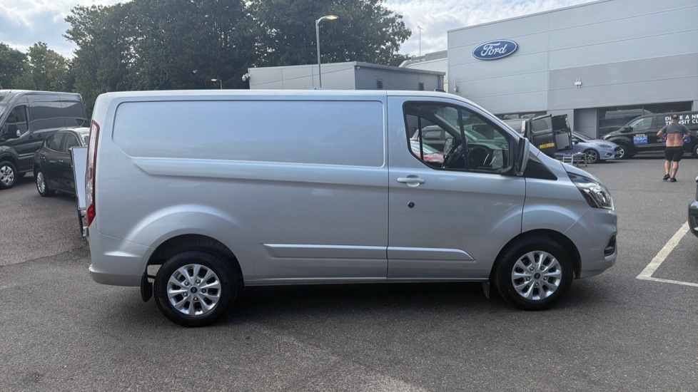 Ford Transit Custom 2.0 350 Ecoblue Limited Rwd L3 H2 Euro 6 185Ps  #9
