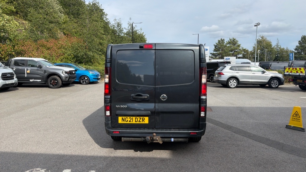 Nissan NV300   #11