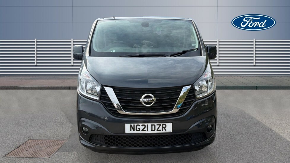 Nissan NV300   #8