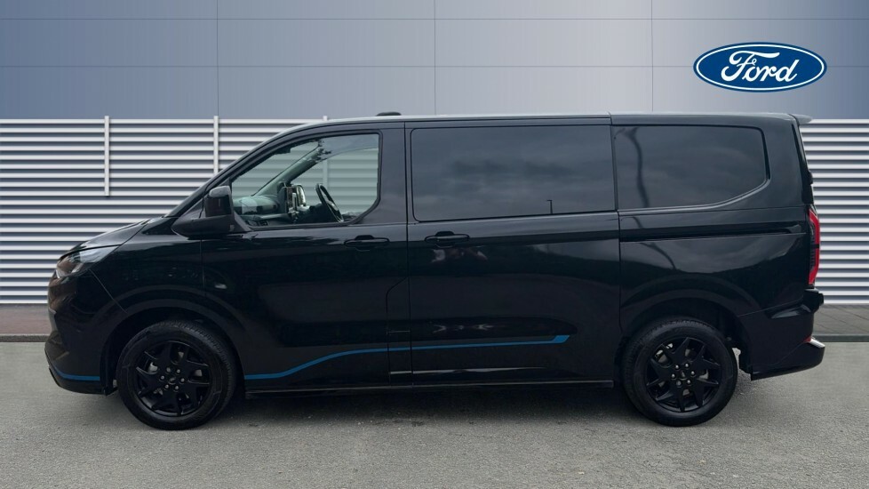 Ford Transit Custom Sport Black #3