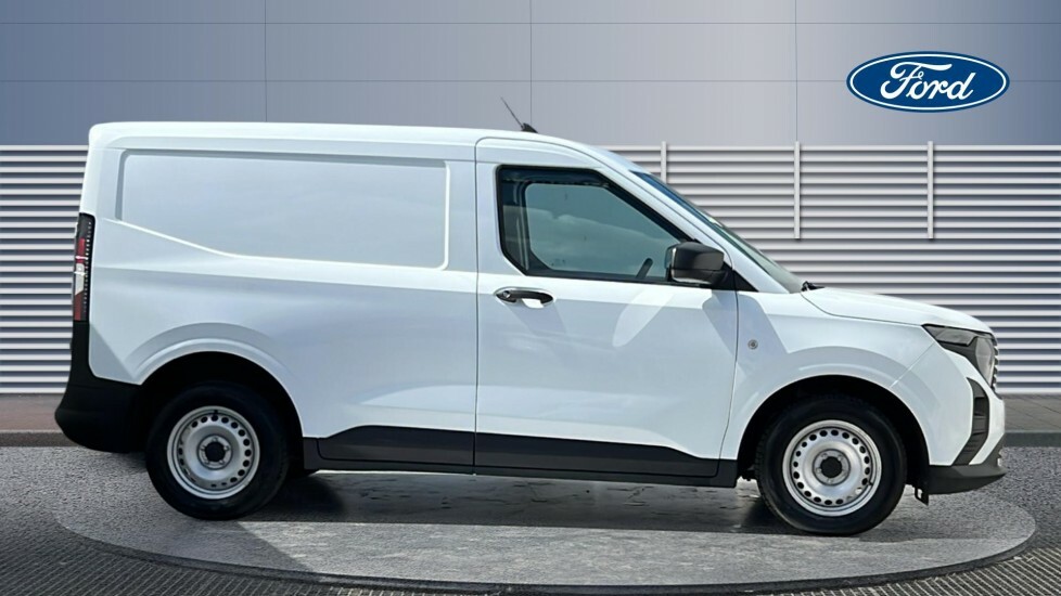 Ford Transit Courier Leader White #5