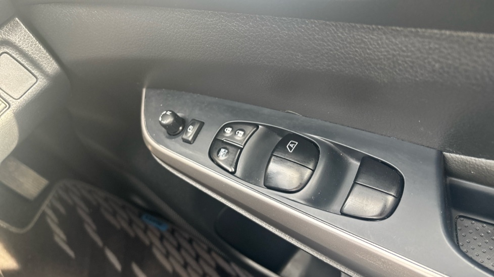 Nissan Navara Classvehicle__make Navara  #28