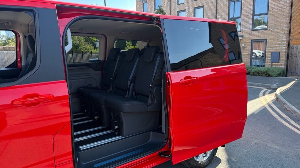 Ford Tourneo Custom Zetec Red #5