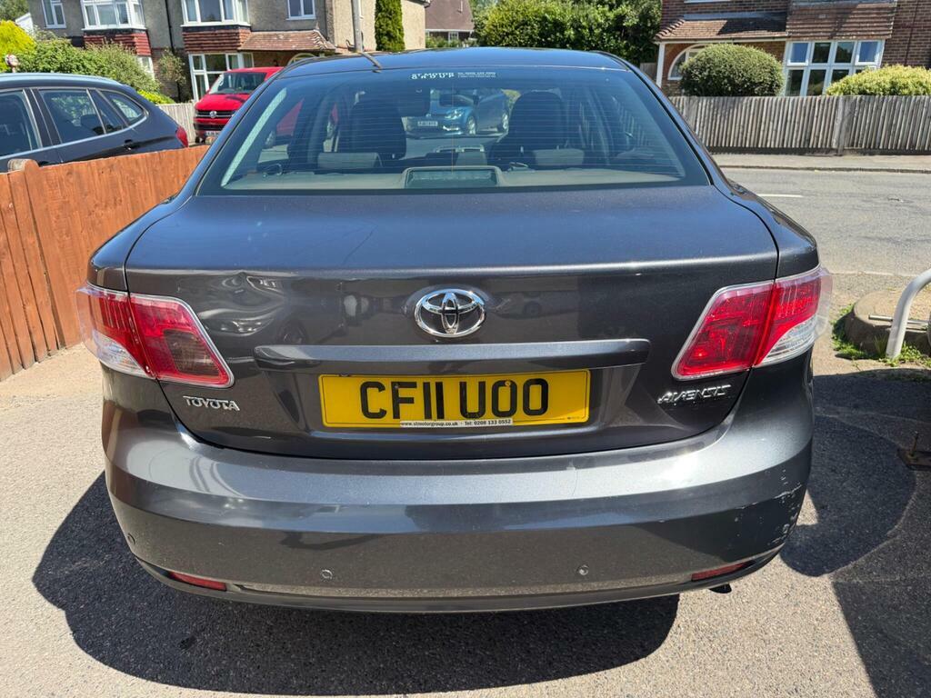 Toyota Avensis 2.0 Tr D-4d 125 Bhp Silver #7