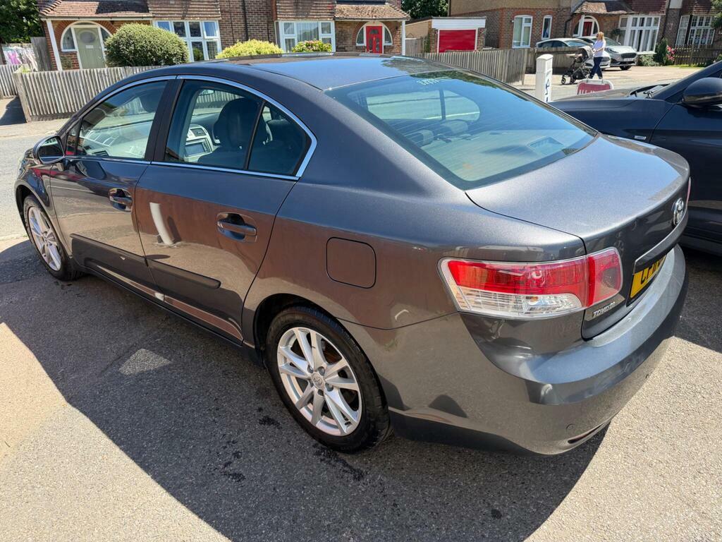 Toyota Avensis 1.8 V-matic Tr Multidrive Euro 5 Grey #6