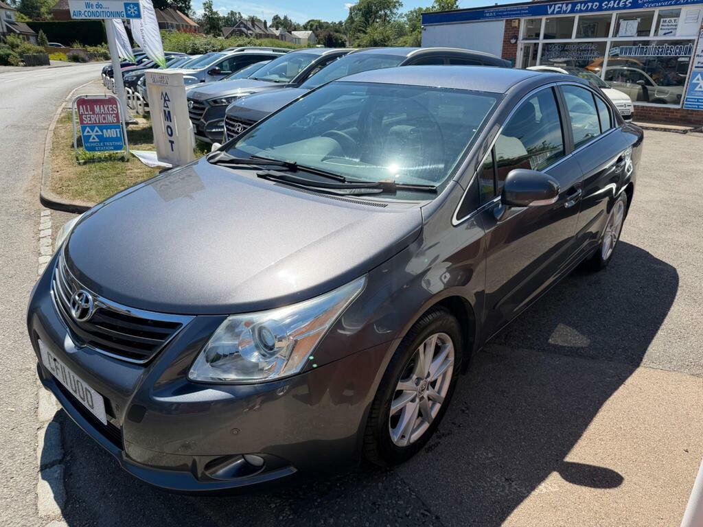 Toyota Avensis 1.8 V-matic Tr Multidrive Euro 5 Grey #4