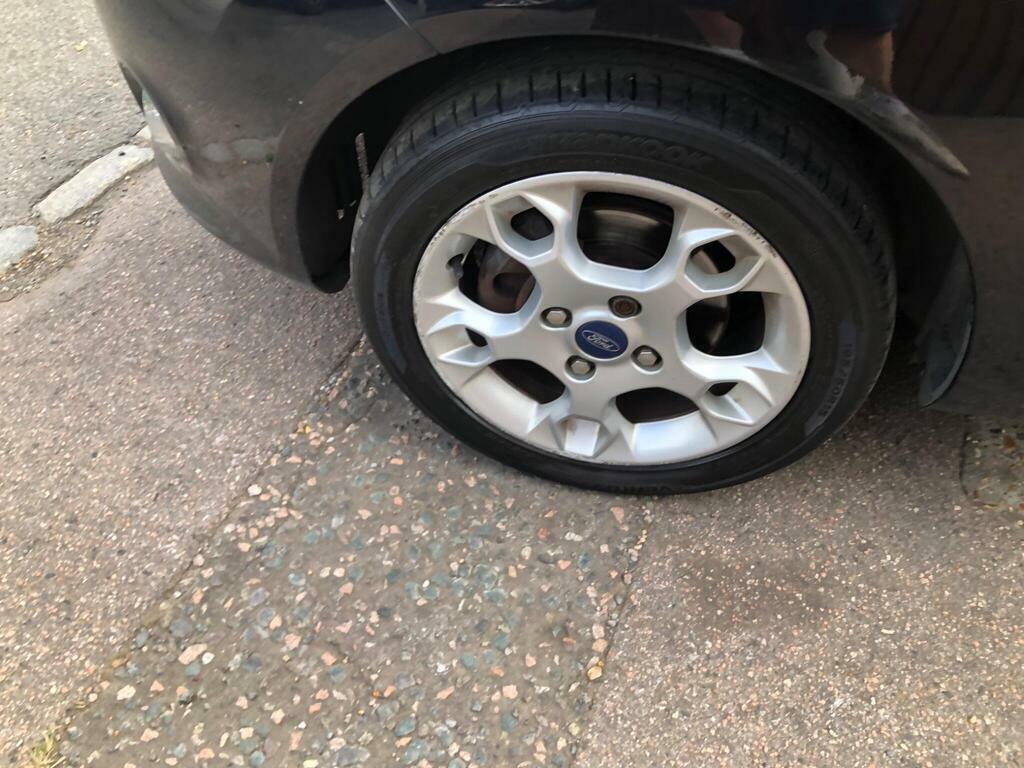 Ford Fiesta 1.2 Zetec Silver #24