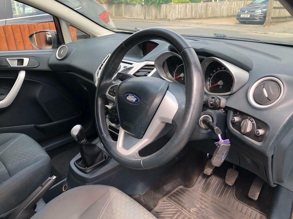 Ford Fiesta 1.2 Zetec Silver #25