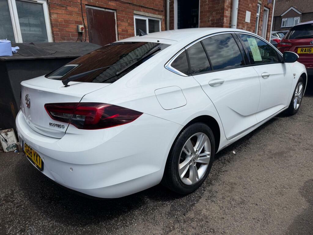 Vauxhall Insignia 1.6 Turbo D Ecotec Elite Nav Grand Sport Euro 6 S White #2