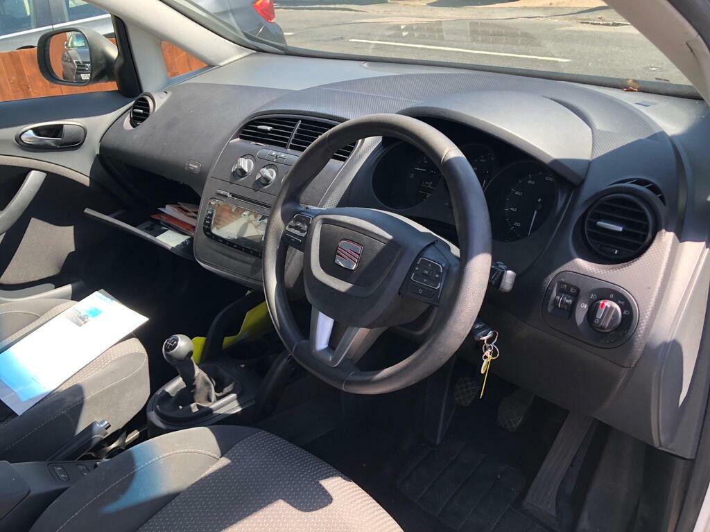 Seat Altea Se Red #24