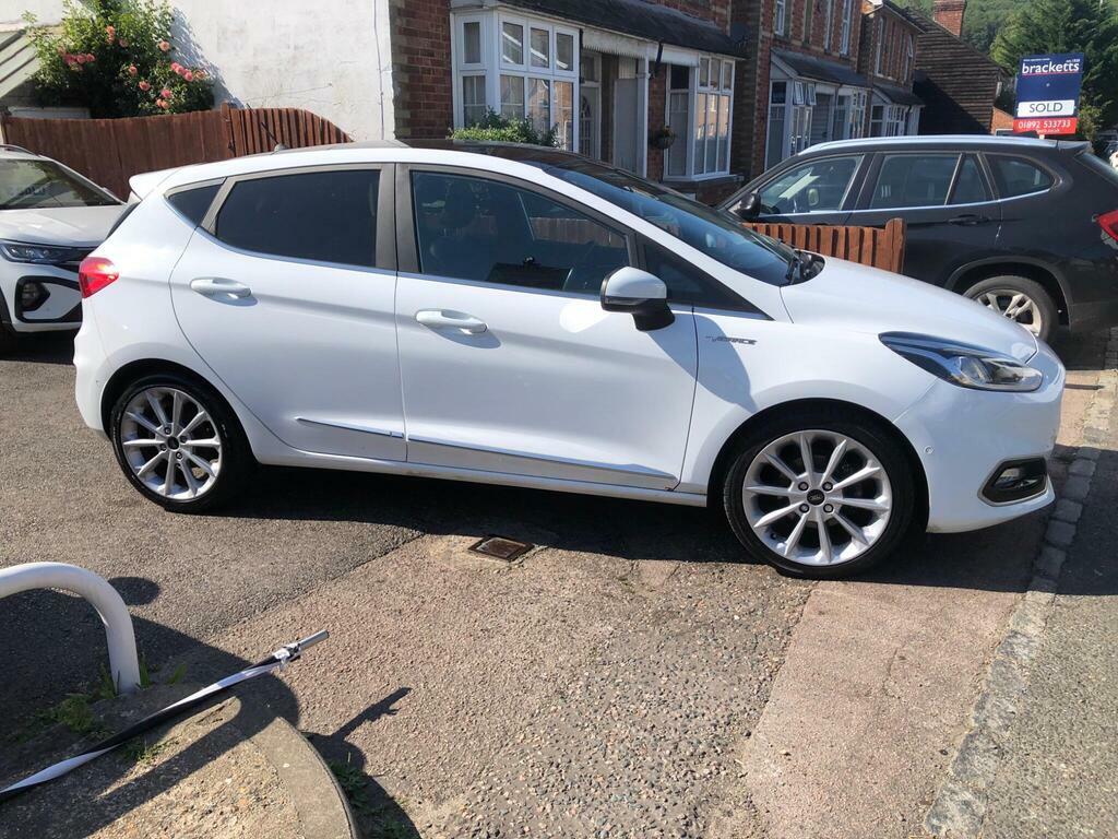 Ford Fiesta 1.0T Ecoboost Vignale Euro 6 S S SG68ELV White #4