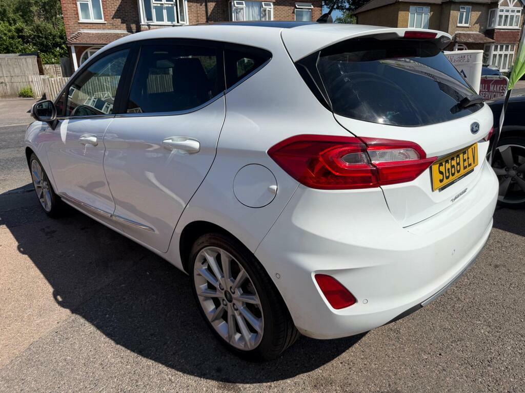 Ford Fiesta 1.0T Ecoboost Vignale Euro 6 S S White #6