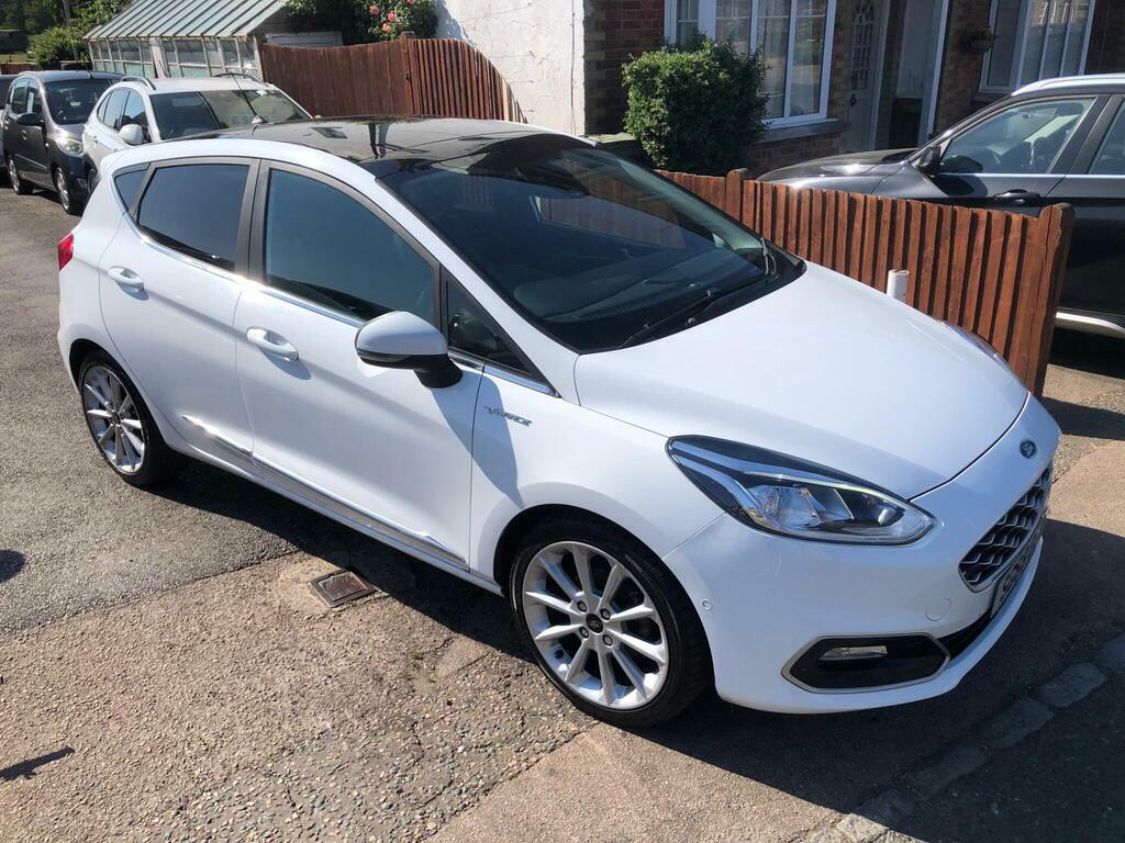 Ford Fiesta 1.0T Ecoboost Vignale Euro 6 S S White