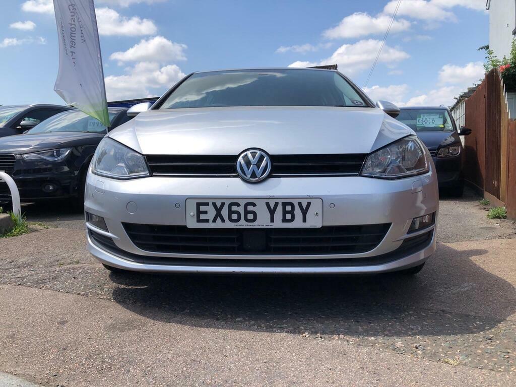 Volkswagen Golf Hatchback Black #19
