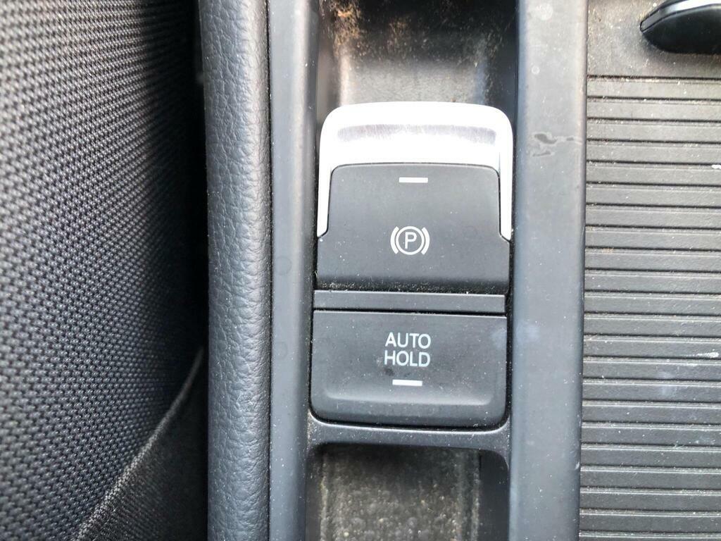 Volkswagen Golf Hatchback Black #35