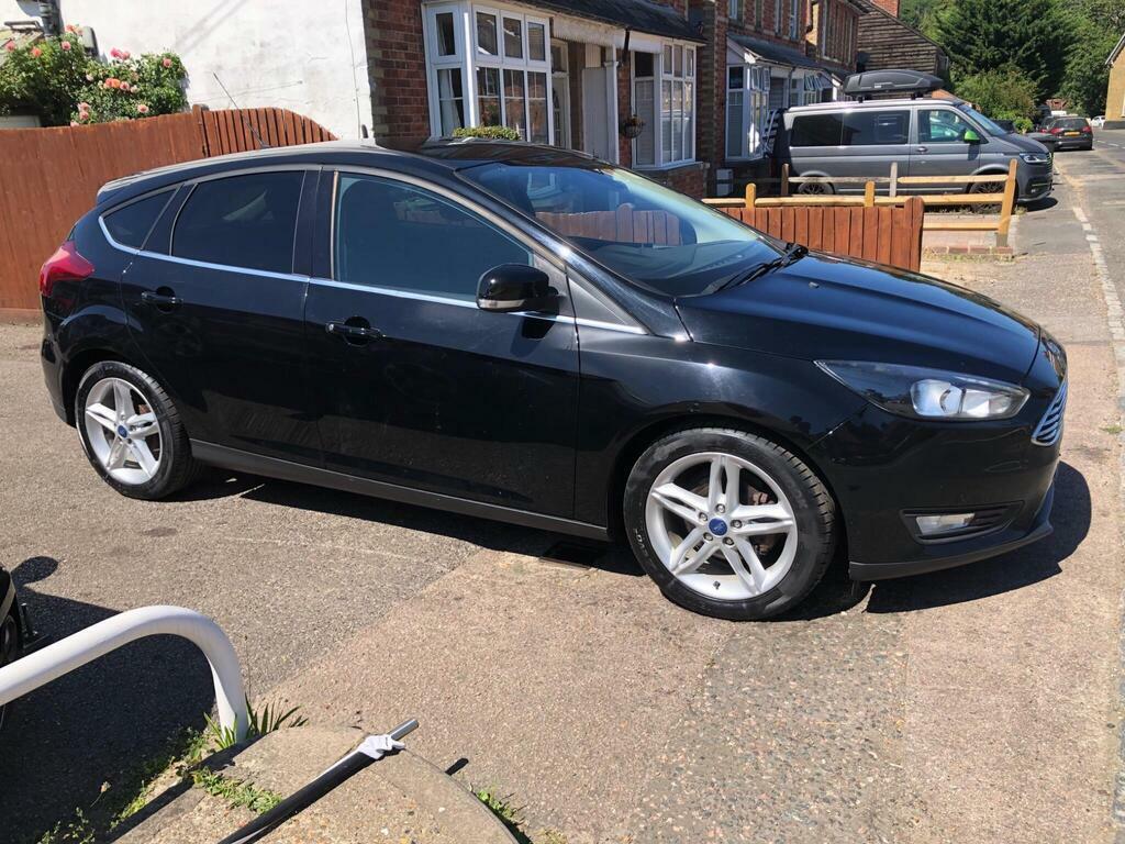 Ford Focus 1.0T Ecoboost Zetec Euro 6 S S W065CNZ Black #4