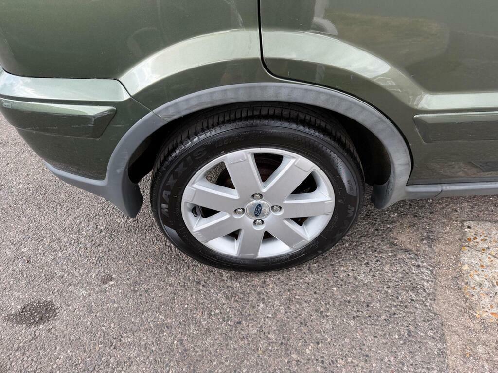 Ford Fusion 1.6 Zetec Climate Black #11
