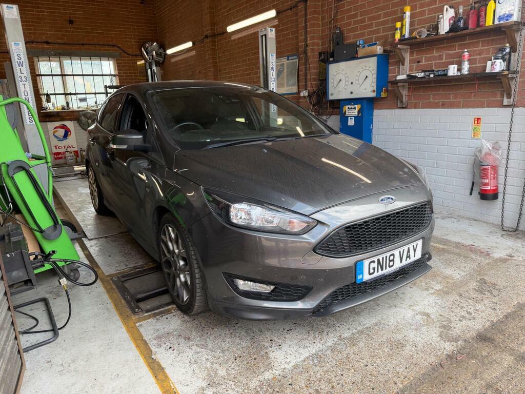 Ford Focus 1.5T Ecoboost St-line Euro 6 S S Grey