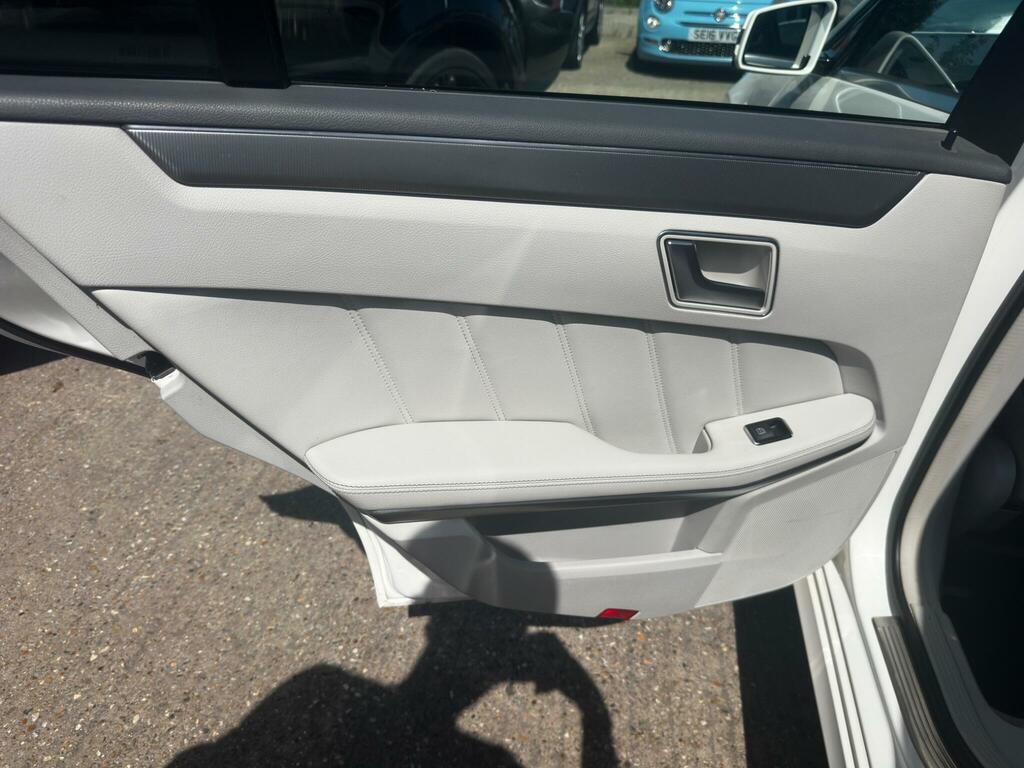 Mercedes-Benz E Class 2.1 Cdi Amg Sport Cabriolet G-tronic Euro 5 Ss White #45