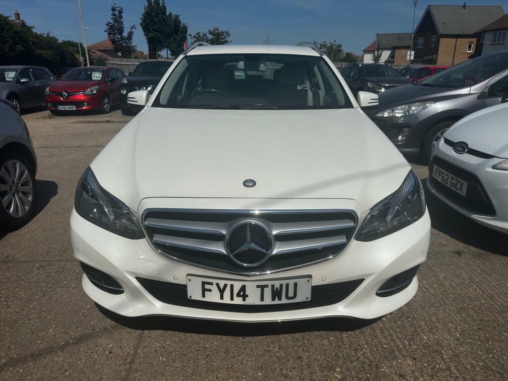 Mercedes-Benz E Class Se White #2