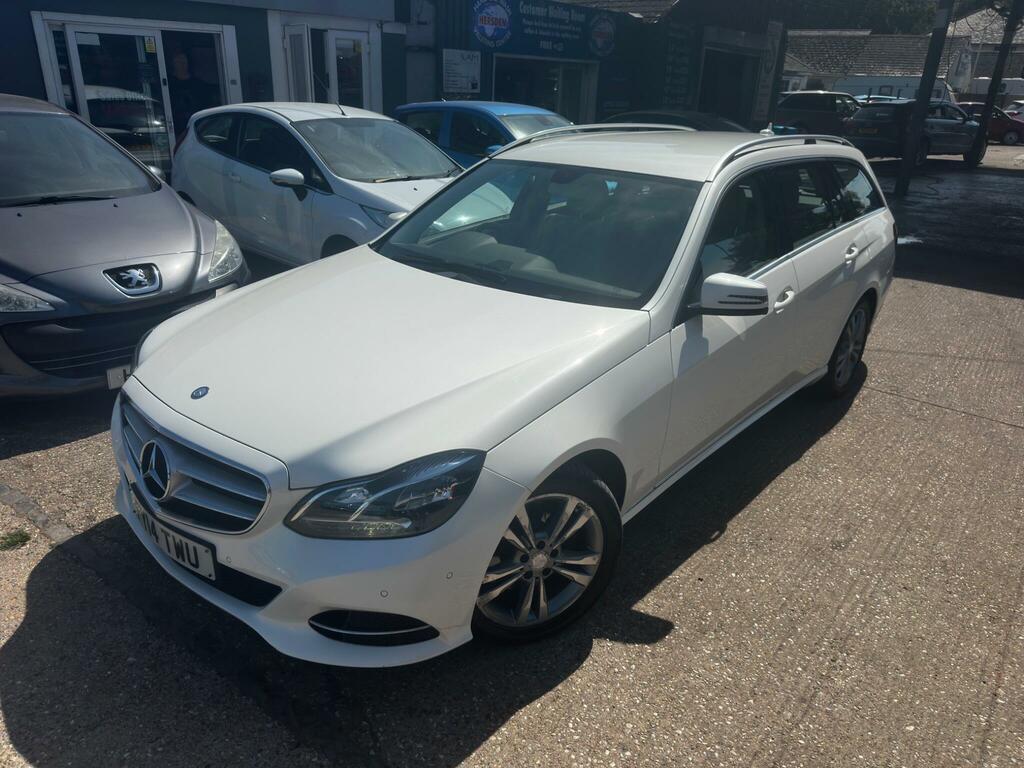 Mercedes-Benz E Class Se White #3