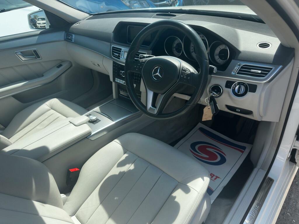 Mercedes-Benz E Class 2.1 Cdi Amg Sport Cabriolet G-tronic Euro 5 Ss White #67