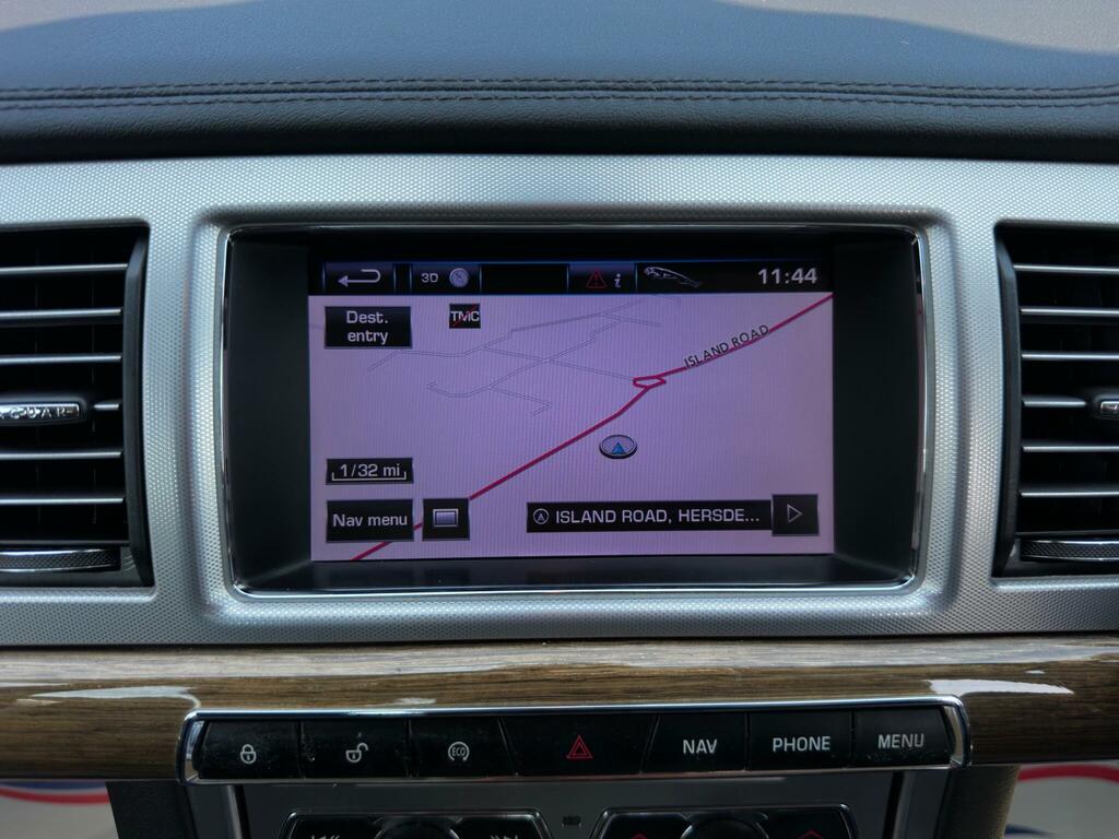 Jaguar XF  Silver #35
