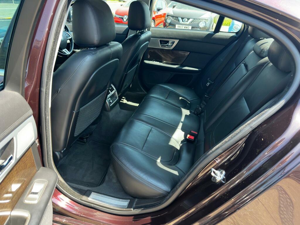 Jaguar XF  Silver #22