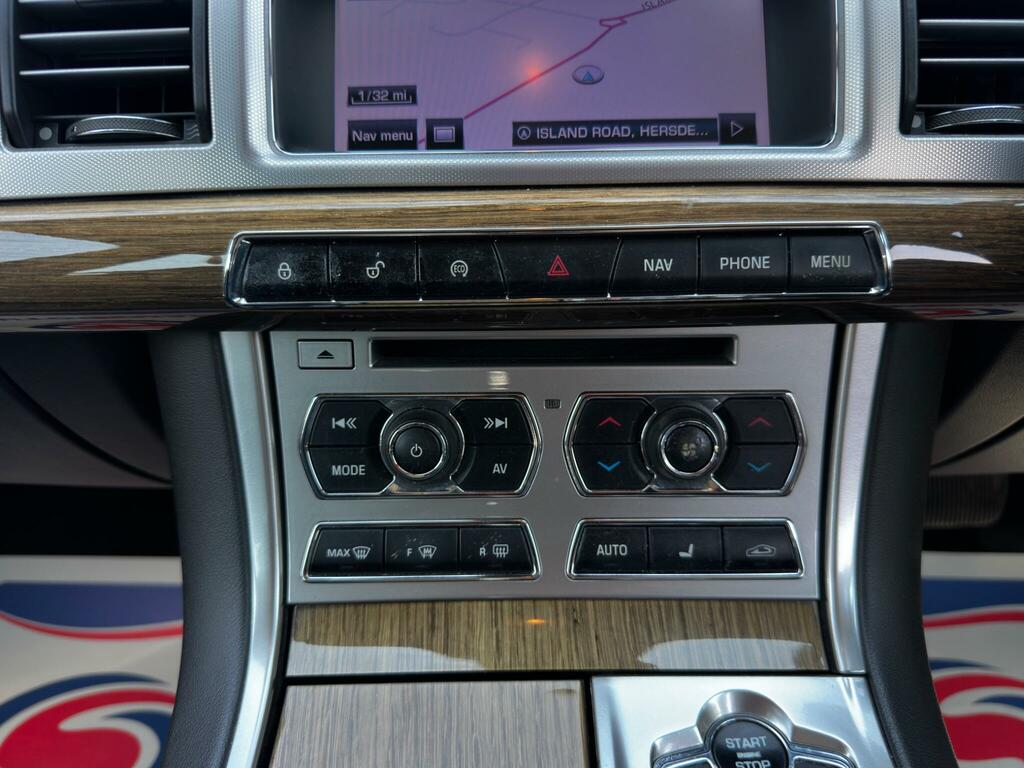 Jaguar XF  Silver #37