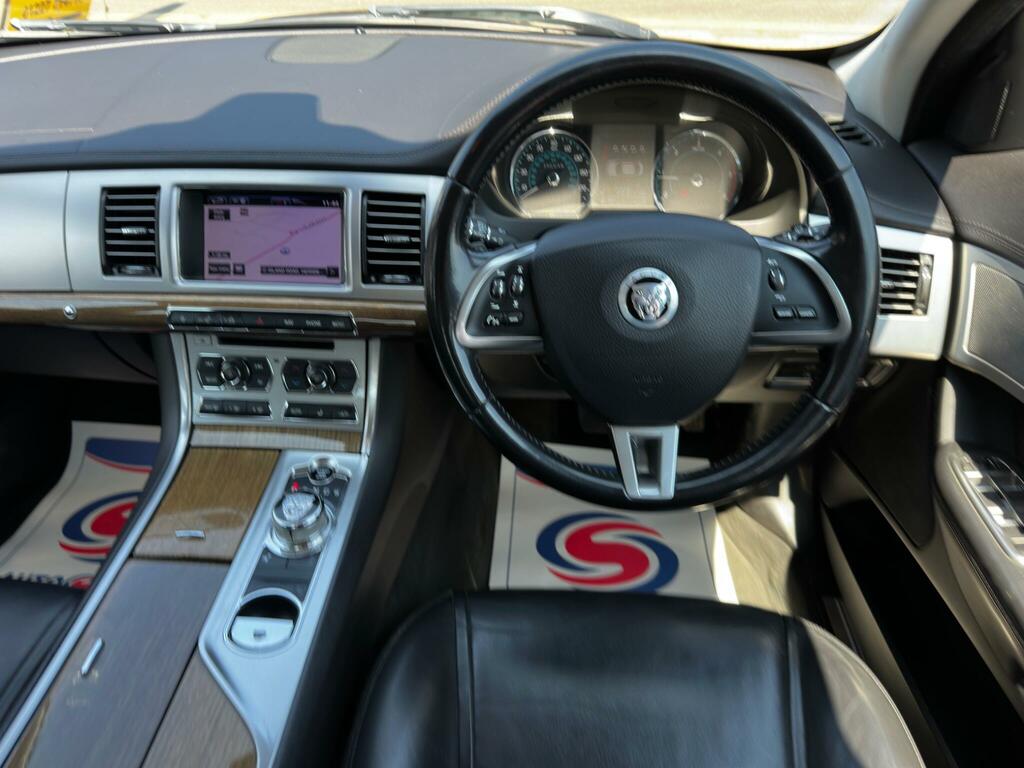 Jaguar XF  Silver #47