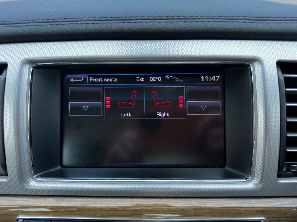 Jaguar XF  Silver #41