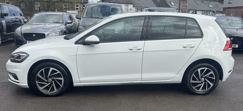 Volkswagen Golf 1.6 Tdi Match Edition Euro 6 Ss LC69WYP White #2