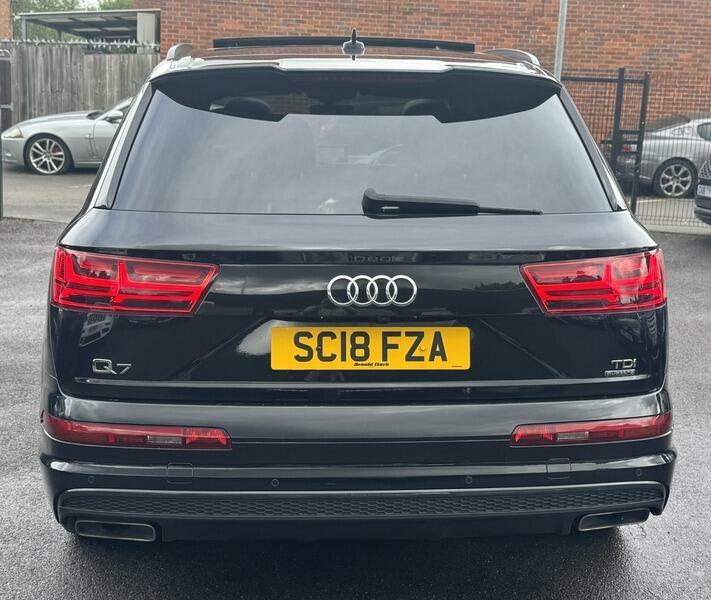 Audi Q7 3.0 Tdi V6 Black Edition Tiptronic Quattro Euro 6 Black #4