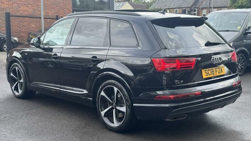 Audi Q7 3.0 Tdi V6 Black Edition Tiptronic Quattro Euro 6 Black #3