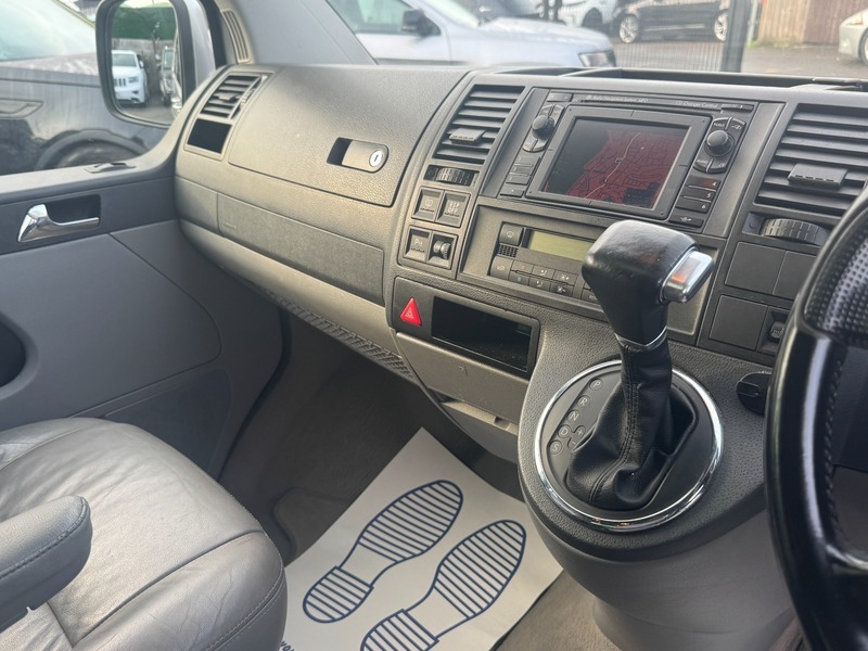 Volkswagen Caravelle 2.5 Tdi Pure Drive Executive Tiptronic Euro 4 Grey #27