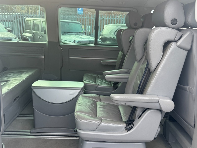 Volkswagen Caravelle 2.5 Tdi Pure Drive Executive Tiptronic Euro 4 Grey #41