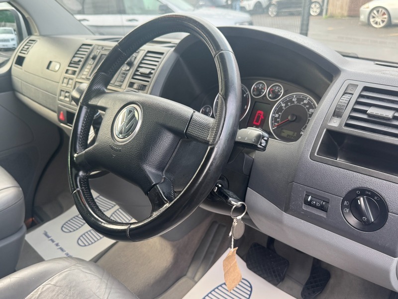 Volkswagen Caravelle 2.5 Tdi Pure Drive Executive Tiptronic Euro 4 Grey #31